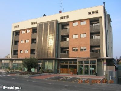 Vendita Attivit�/Licenza commerciale Castel San Pietro Terme