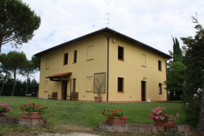 Vendita Attivit�/Licenza commerciale Gambassi Terme
