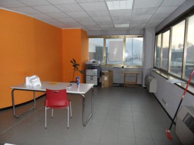 Affitto Attivit&agrave;/Licenza commerciale Lipomo