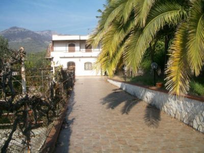 Vendita Villa Maenza