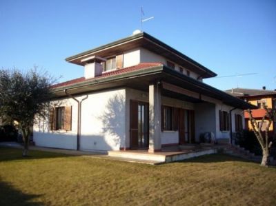 Casa/Villa Villa in vendita