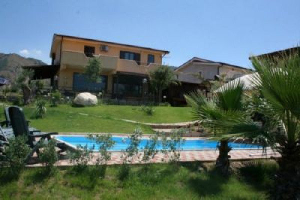 Ville o Villini in vendita a Reggio Calabria