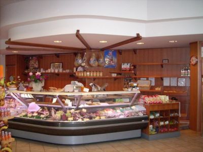 foto Attivit&agrave; / Licenza Vendita Montelupone
