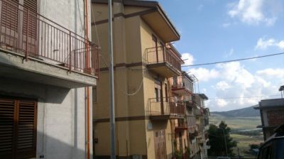 foto Palazzo / Stabile Vendita Santa Cristina Gela