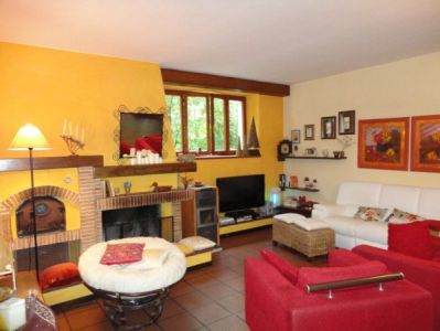 foto Villa Vendita Pioraco